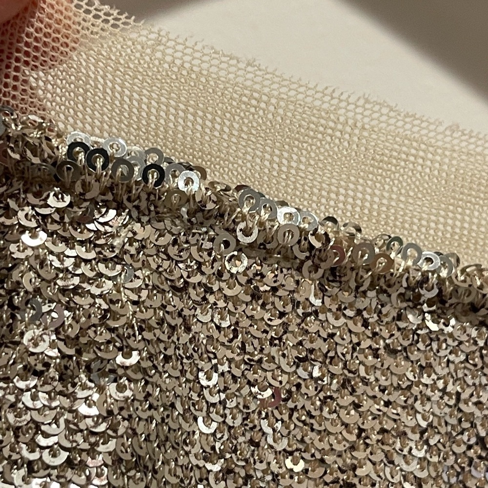 FREE PEOPLE Champagne Dreams Sequins Glam Tee $128 MEDIUM Neutral Cropped EUC - Picture 10 of 12